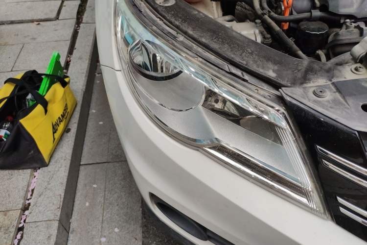 Used Volkswagen Tiguan 2012 1.8TSI Automatic Two-Wheel Drive Trend Edition Right Front Headlight