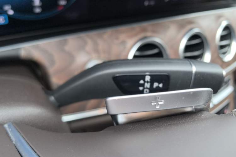 Used Mercedes-Benz E-Class 2023 Updated E 300 L Luxury Edition