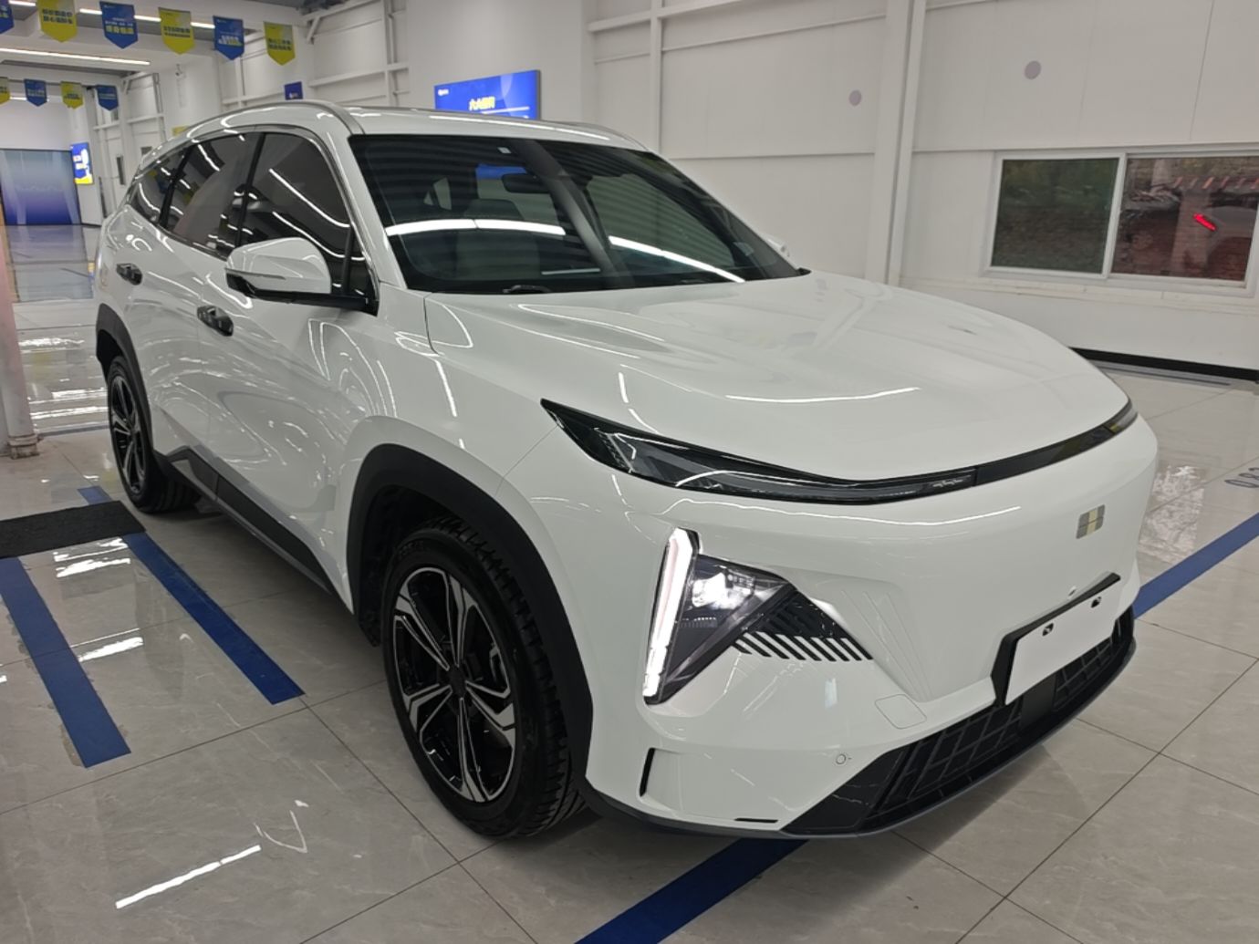 Geely Galaxy L7 2023 1.5T 115 km Starship — снимка 3