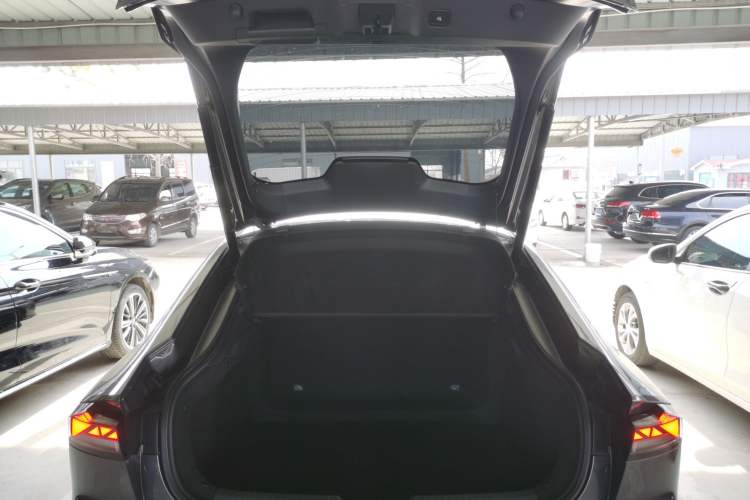 Used Changan UNI-V 2024 1.5T Prestige Sport Edition
