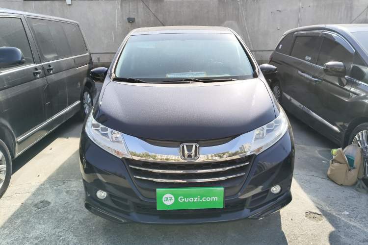 Used Honda Odyssey 2015 Updated Version 2.4L Smart Edition