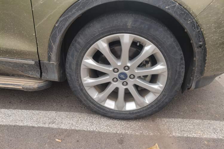 Used Ford Kuga 2013 2.0L GTDi Four-Wheel-Drive Sport Model