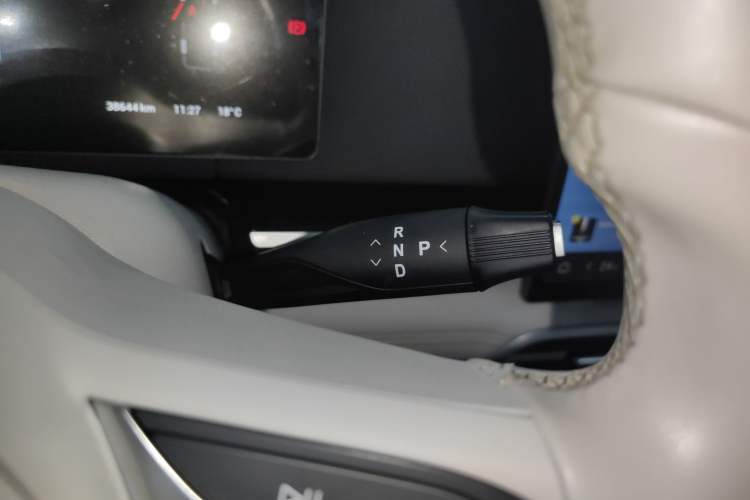 Used VOYAH Dream 2025 PHEV Four-Wheel-Drive Flagship Kunpeng Edition