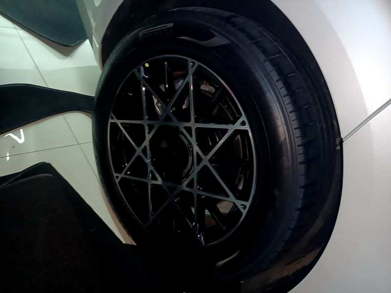 Used Zeekr 009 2024 7-Seater Aisle Version 108 kWh — 25