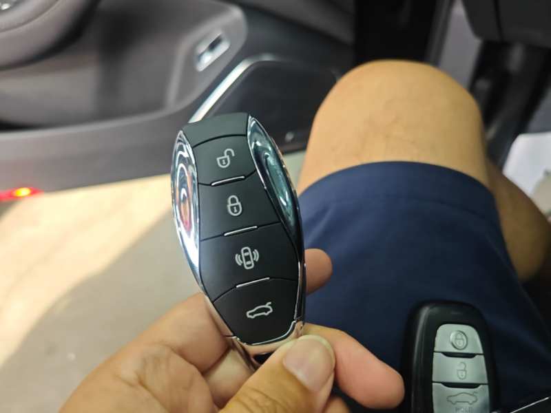 Used Hongqi H5 2025 1.5T DCT Qiyun 500 000th Unit Commemorative Edition — 8