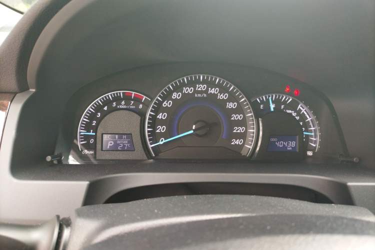 Used Toyota Camry 2016 2.5G 10th Anniversary Deluxe Navigation Edition Instrument Cluster