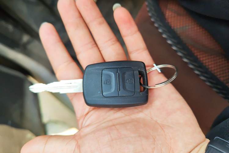 Used Wuling Hongguang V 2022 1.5L Jingqu Edition Electric-Assist LAR