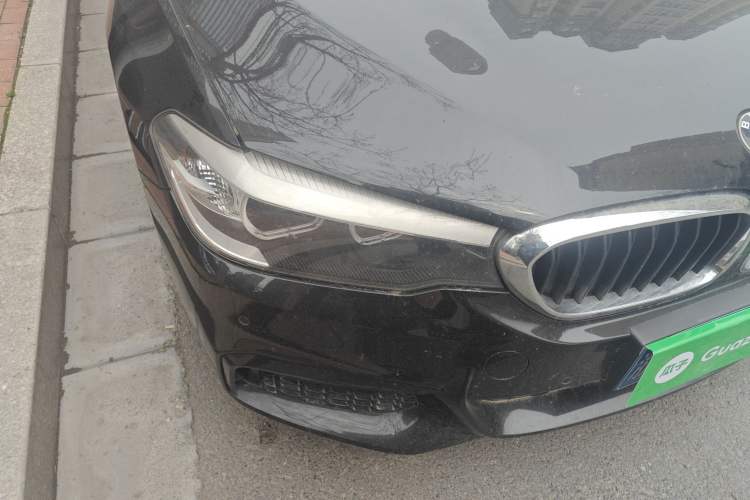 Used BMW 5 Series 2018 Restyled 530Li Leading Edition M Sport Package
