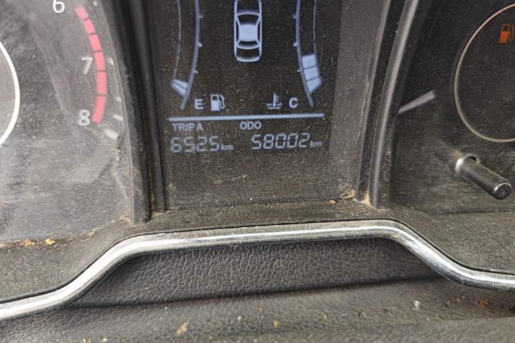 Used HYOSOW H3 2015 1.5L manual luxury version