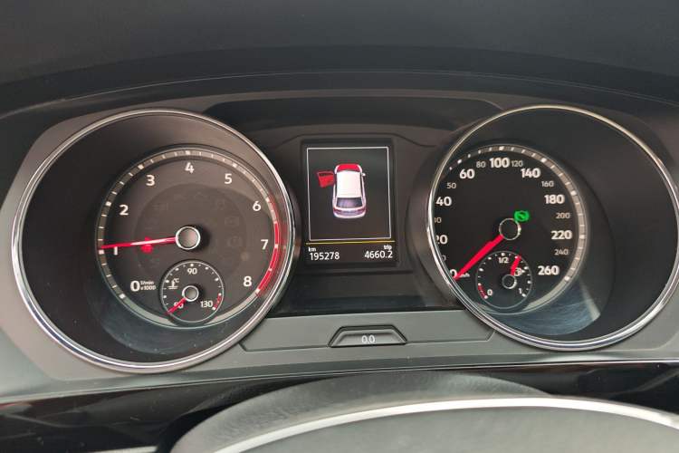 Used Volkswagen Tiguan L 2017 330TSI Automatic Two-Wheel Drive Luxury Edition Instrument Cluster