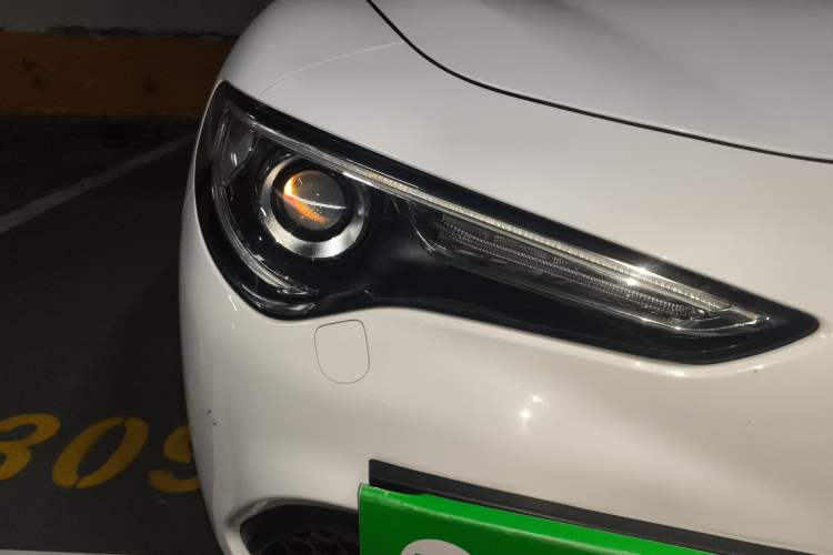 Used Alfa Romeo Stelvio 2017 2.0T 200HP Elite Edition
