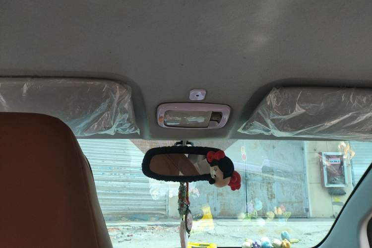 Used Chery QQ Ice Cream 2022 170km Sundae Phosphate Lithium-Ion