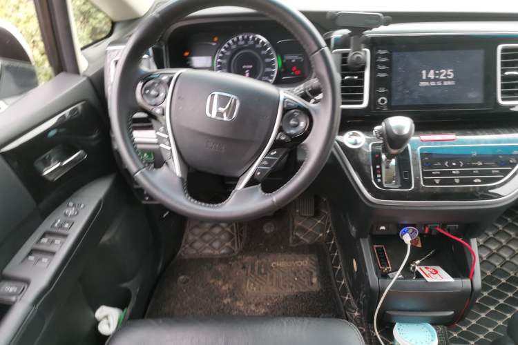 Used Honda Elysion 2019 2.0L Hybrid Luxury Edition
