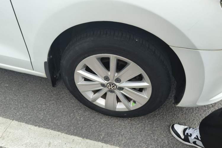 Used Volkswagen Jetta 2015 Value Edition 1.6L Automatic Comfort Version
