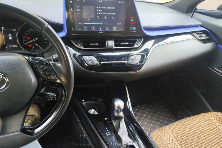 Used Toyota IZOA 2018 2.0L Yichi Edition China V Standard Audio And AC Panel