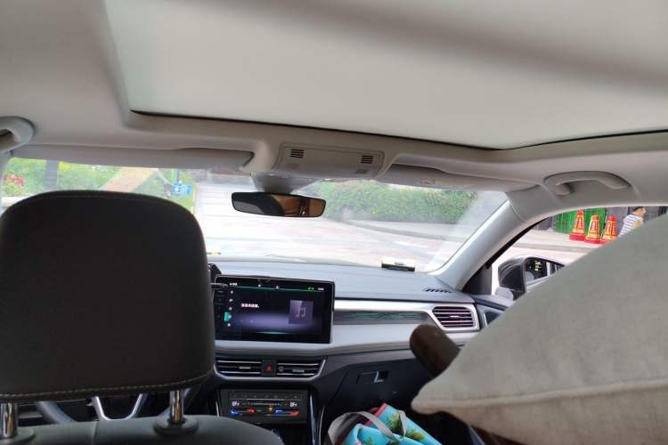 Used Volkswagen Tayron 2023 330TSI Two-Wheel-Drive R-Line High-Energy Version
