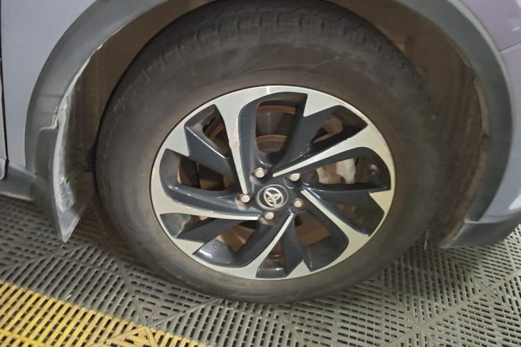 Used Toyota IZOA 2020 2.0L Enjoy Edition