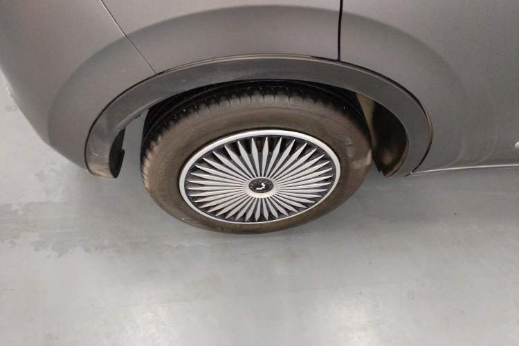 Used Wuling Bingo 2023 410 km Lingxi Deluxe Edition Exterior 5