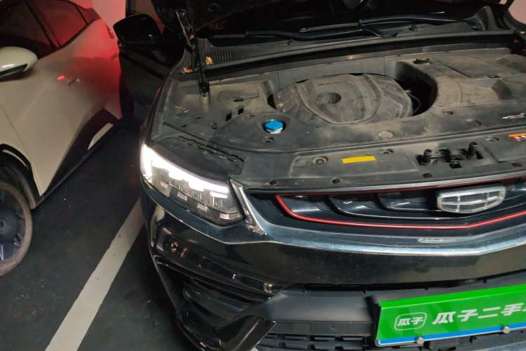 Used Geely Auto Monjaro 2020 High-Energy Edition 350T Yáoxīngzhě Right Front Headlight