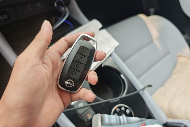 Used Nissan X-Trail 2023 e-POWER Ultra-Hybrid Dual-Motor All-Wheel-Drive Supreme Edition Vehicle Key