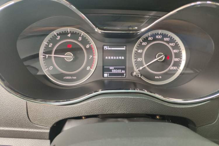 Used Baojun 560 2015 1.8L manual luxury version