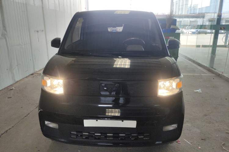 Used Wuling Hongguang MINIEV 2020 Zizai Version Lithium-NMC Front