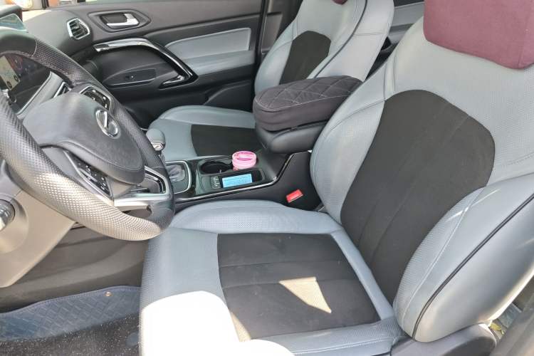 Used GAC Trumpchi GS4 2018 235T Automatic Two-Wheel Drive Luxury Smart Connectivity Millionth Anniversary Edition
