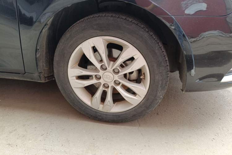 Used Geely Auto Emgrand 2016 Sedan 1.5L Manual Upward Edition Right Front Wheel Hub