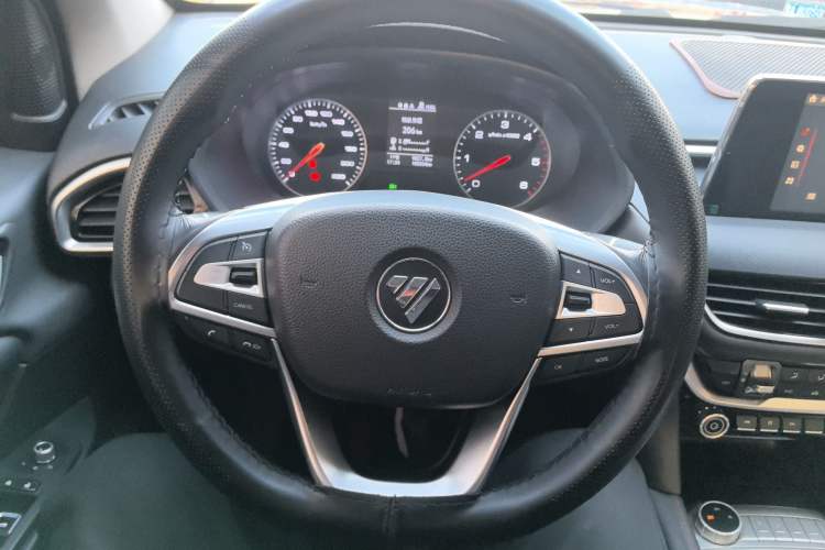 Used Foton Tunland Yutu 2020 2.0T Yutu 9 Diesel 4x4 Elite Standard-Wheelbase Version 4F20TC