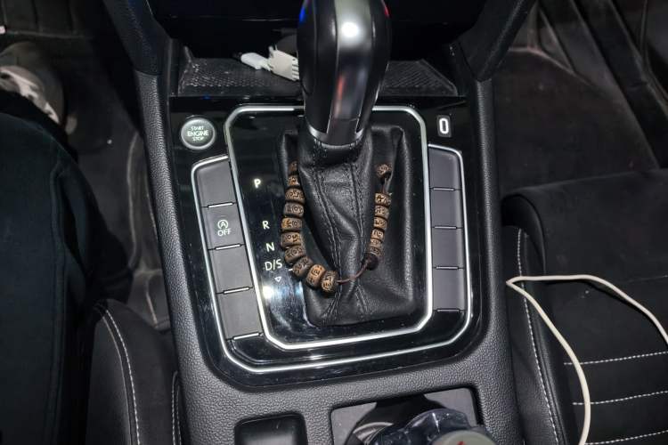 Used Volkswagen Magotan 2020 380TSI DSG Luxury Version Gear Lever