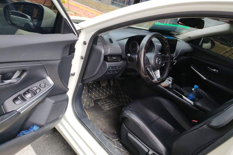 Used Nissan Sylphy 2022 1.6L XL CVT Enjoyment Edition Driver Seat