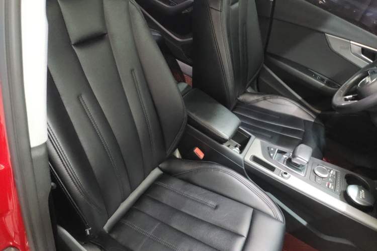 Used Audi A4L 2019 40 TFSI Ambition China VI