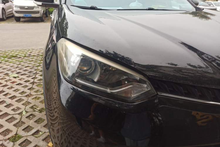 Used MG GS 2015 2.0TGI TST Luxury Edition Right Front Headlight