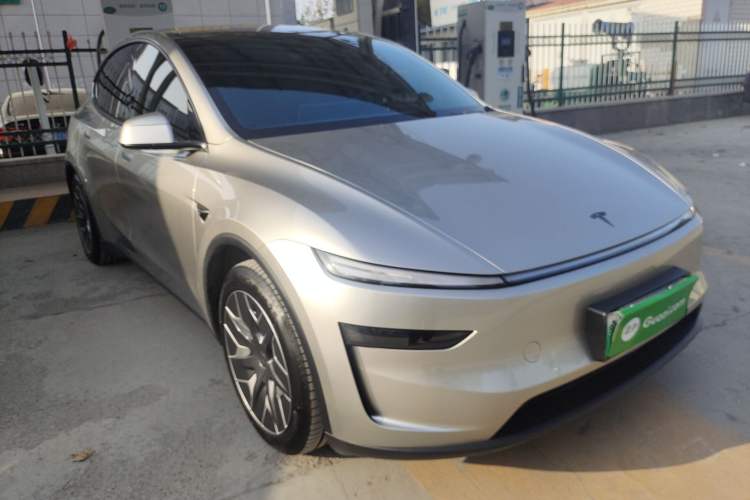 Used Tesla Model Y L 2025 Model Long-Range All-Wheel-Drive Version
