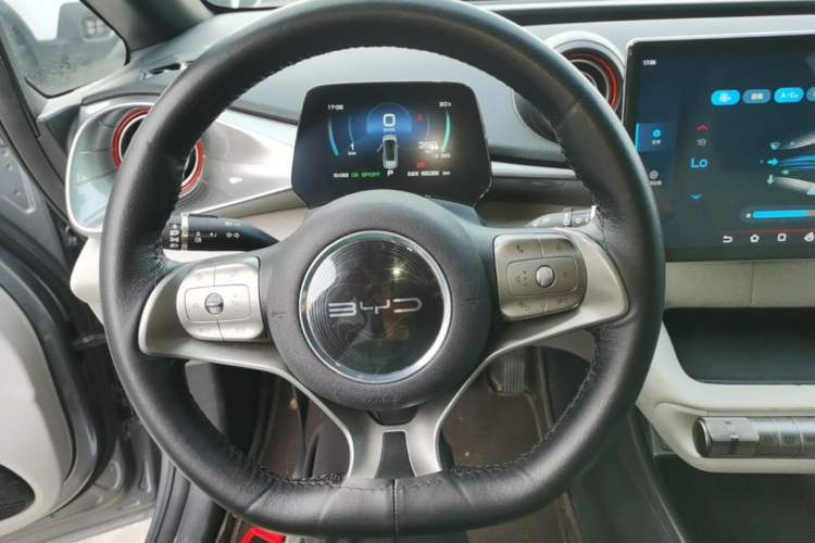 Used BYD Dolphin 2021 405 km Fashion Edition
