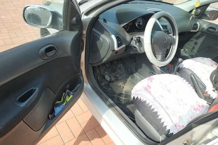 Used Peugeot 207 2011 Hatchback 1.4L Manual Yule Edition