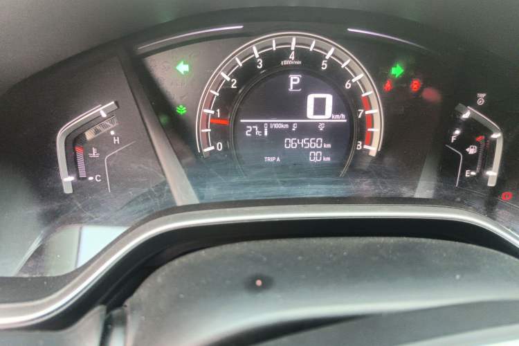 Used Honda CR-V 2021 240TURBO CVT 2WD Comfort Version Odometer Close Up