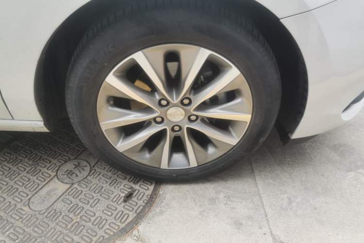 Used Buick GL6 2019 18T 6-Seater Connected Luxury Version China V Standard Right Front Wheel Hub