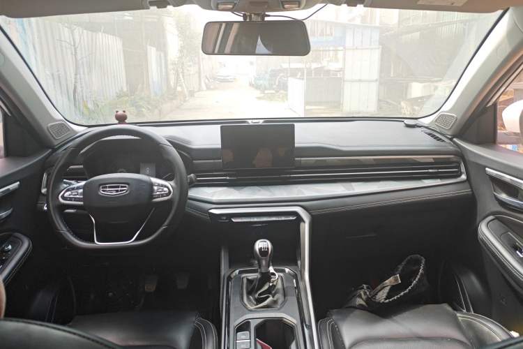 Used Geely Auto Vision X6 2021 PRO 1.4T Manual Luxury Model
