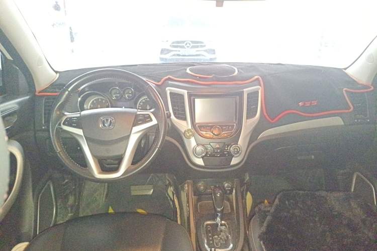 Used Changan CS35 2016 1.6L Automatic Luxury Model China V Standard