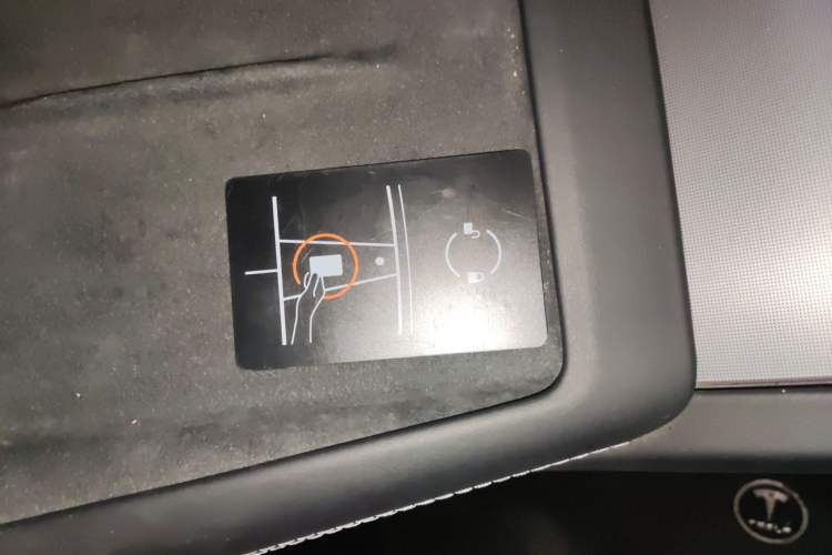 Used Tesla Model 3 2023 Rear-Wheel-Drive Version
