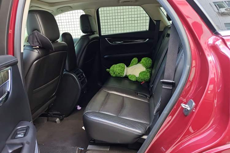 Used Cadillac XT5 2018 25T Luxury Model