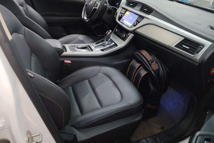 Used Geely Auto Emgrand GL 2017 1.3T DCT Elite Model
