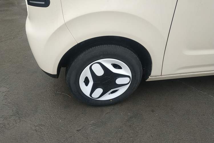 Used Geely Galaxy Panda 2025 210 km – Yuanqi Bear
