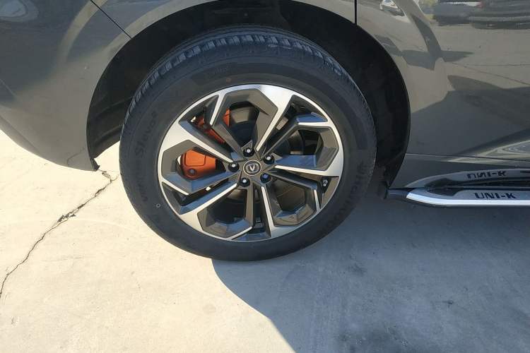 Used Changan UNI-K iDD 2022 Blue Whale iDD 130km 1.5T Excellence Model