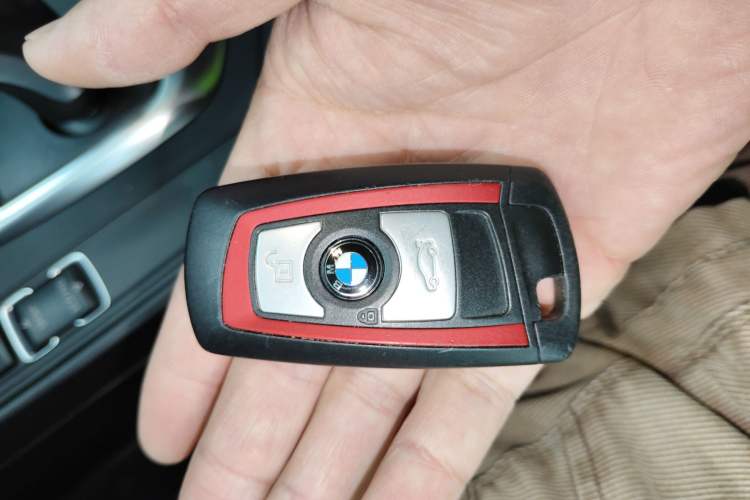 Used BMW 2 Series 2014 220i Sport Design Package
