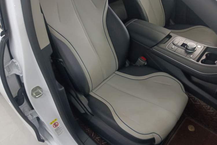 Used BYD Destroyer 05 2024 HONOR Edition DM-i 55KM Luxury Model
