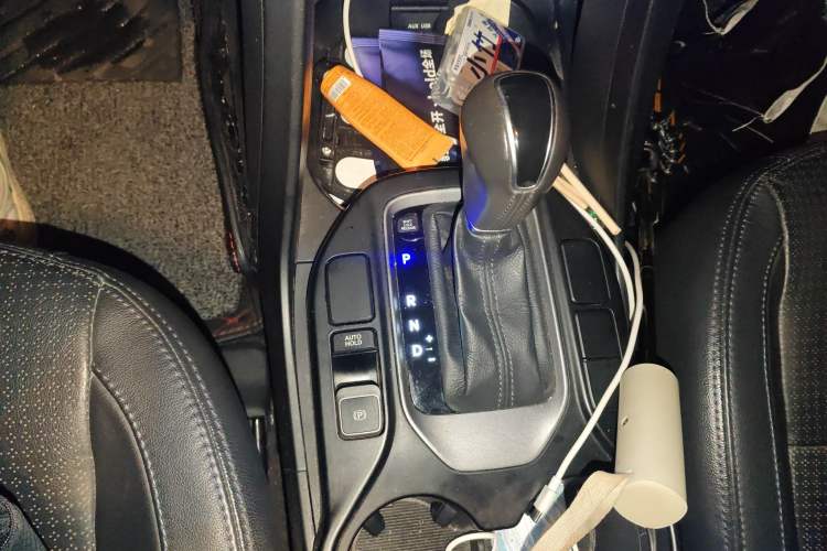 Used Hyundai Santa Fe 2013 2.4L Automatic Two-Wheel Drive Smart Version