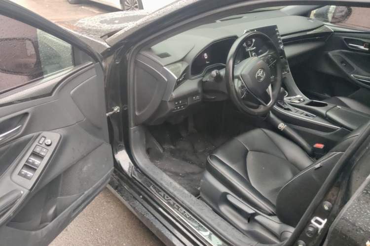 Used Toyota Avalon 2019 2.0L Ambition Edition China VI Driver Seat