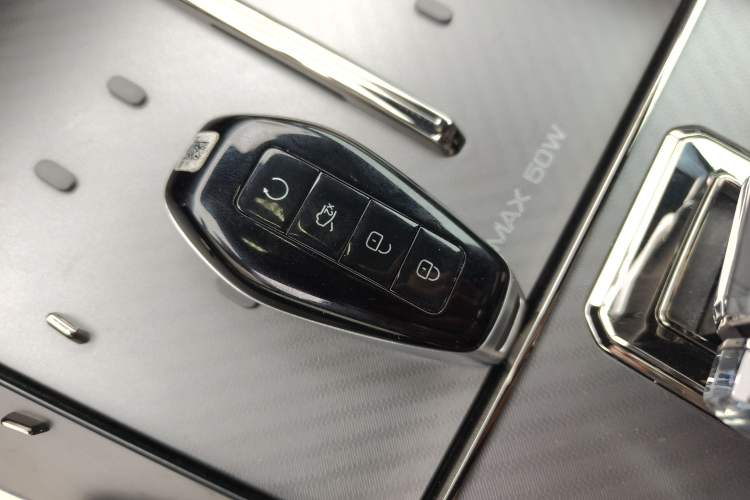 Used Denza Z9GT 2024 1100 Four-Wheel Drive Max Edition Vehicle Key